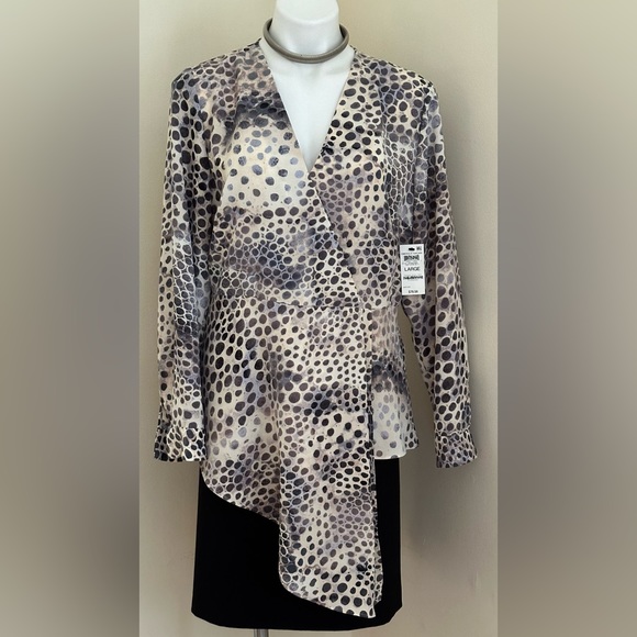 Alfani NWT White, Black Blue Animal Print Asymmetrical Wrap Look Blouse Sz L - Picture 1 of 12